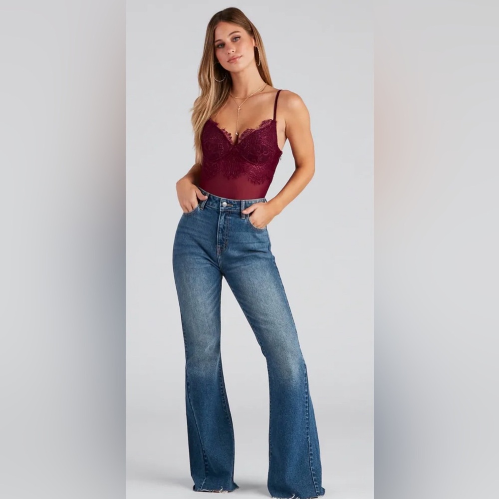 Pretty Windsor Burgundy Lace-Trim Bodysuit Women’s Medium B/C cups